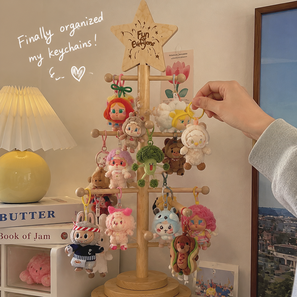 Rotating Wooden Keychain Display Stand | Plush Charm Organizer Tree | Star-Top Collection Showcase